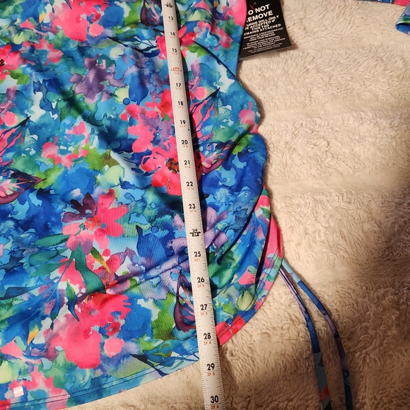 NWT Swimsuits For All Sz 20 Long Sleeve Rash Guard Swim Top Floral Print Padded - Picture 5 of 9